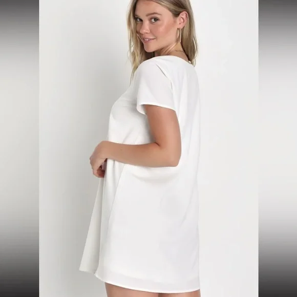 NWT Lulus White Freestyle Shift Dress - Small - Picture 3 of 9